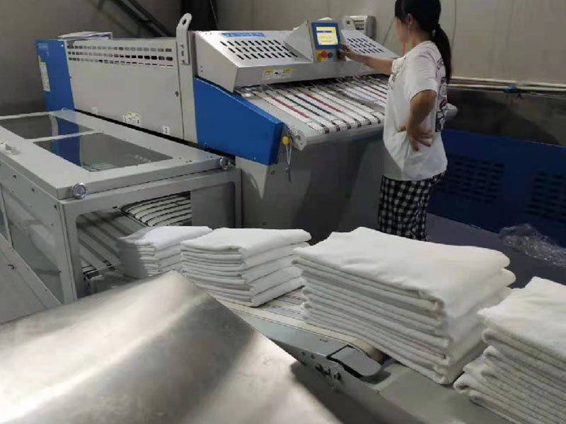 连云港巾类折叠机-02